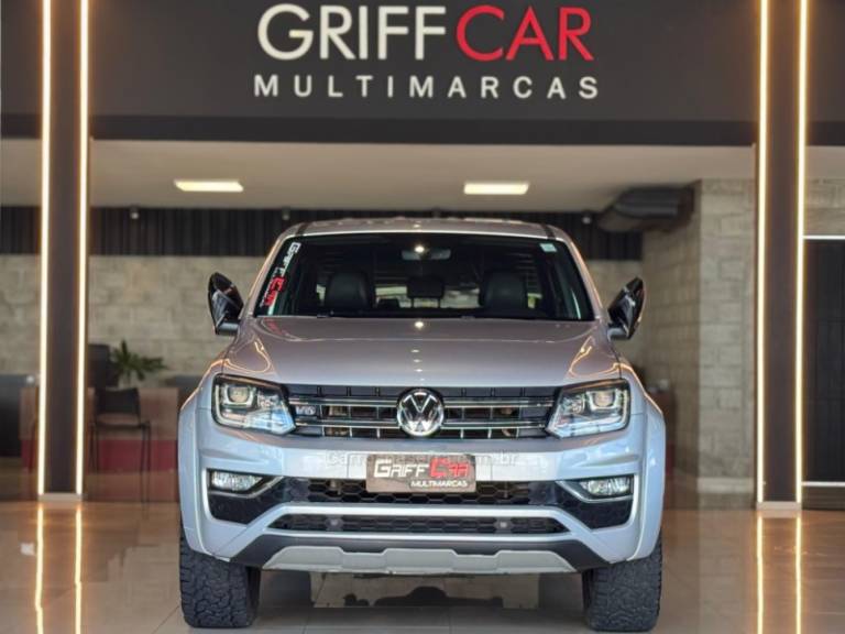 VOLKSWAGEN - AMAROK - 2018/2019 - Cinza - R$ 179.900,00