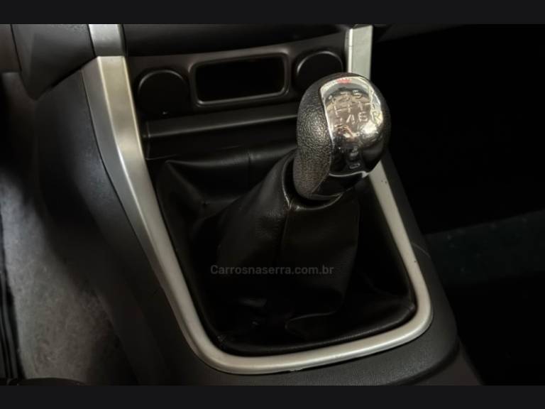 CHEVROLET - S10 - 2014/2014 - Prata - R$ 109.900,00