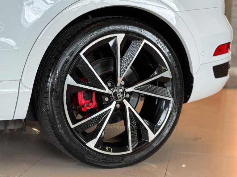 AUDI - Q3 - 2018/2019 - Branca - Sob Consulta