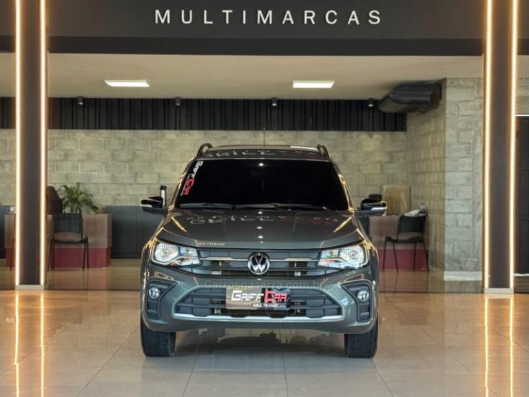 VOLKSWAGEN - SAVEIRO - 2024/2025 - Cinza - R$ 123.900,00