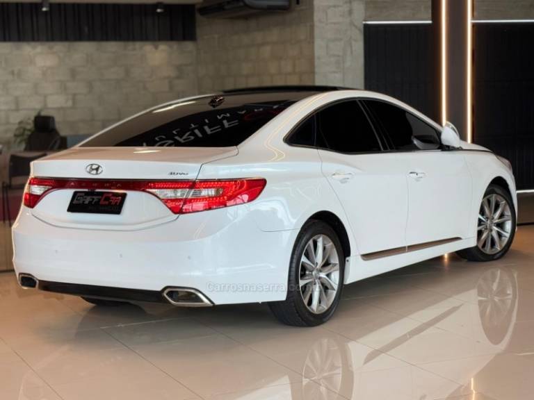 HYUNDAI - AZERA - 2014/2015 - Branca - R$ 97.900,00