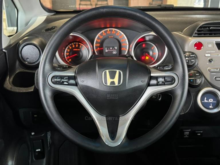 HONDA - FIT - 2011/2012 - Cinza - R$ 49.900,00