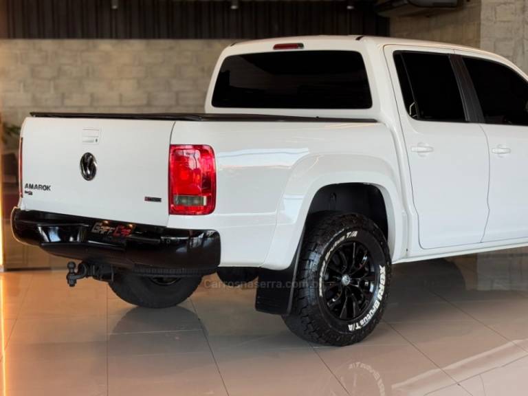 VOLKSWAGEN - AMAROK - 2018/2019 - Branca - R$ 129.900,00