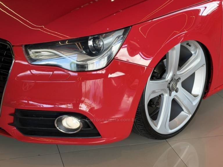 AUDI - A1 - 2011/2011 - Vermelha - R$ 64.900,00