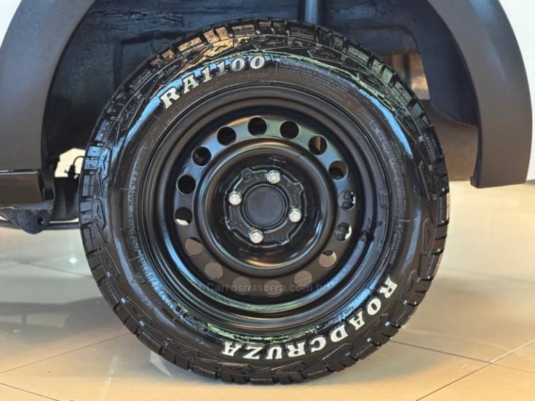 VOLKSWAGEN - SAVEIRO - 2014/2015 - Branca - R$ 52.900,00