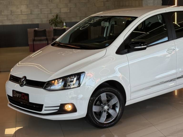 VOLKSWAGEN - FOX - 2019/2019 - Branca - R$ 61.900,00