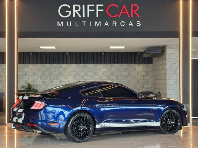 FORD - MUSTANG - 2017/2018 - Azul - R$ 359.900,00