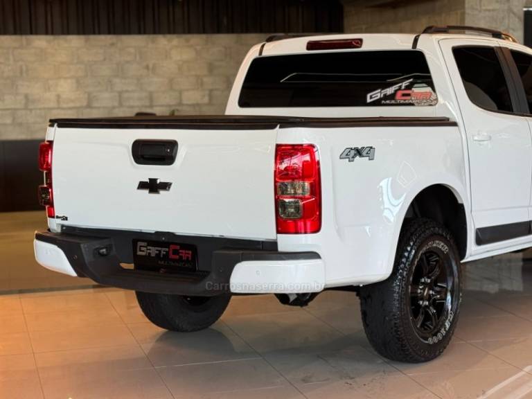 CHEVROLET - S10 - 2017/2018 - Branca - R$ 124.900,00