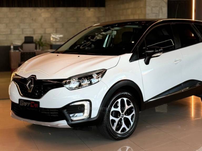 RENAULT - CAPTUR - 2018/2018 - Branca - R$ 77.900,00