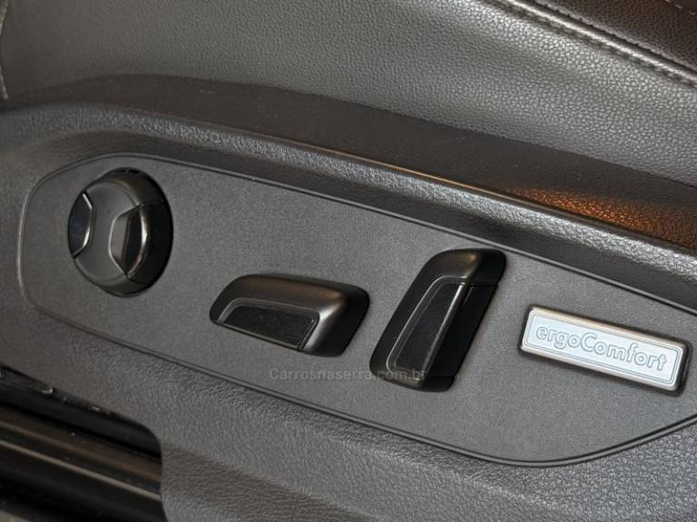 VOLKSWAGEN - AMAROK - 2019/2020 - Branca - R$ 154.900,00