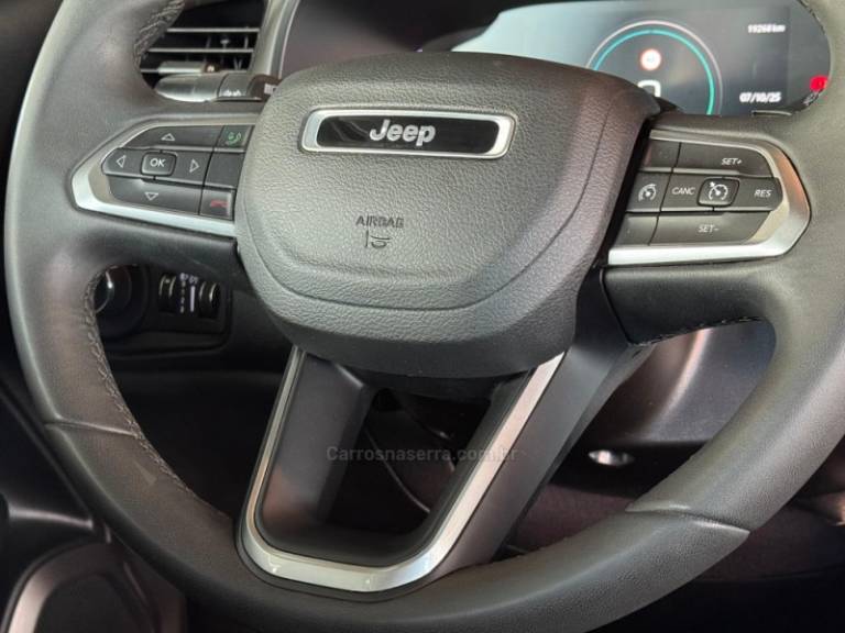 JEEP - RENEGADE - 2023/2024 - Preta - R$ 121.900,00