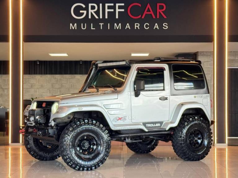 TROLLER - T4 - 2011/2012 - Prata - R$ 139.900,00