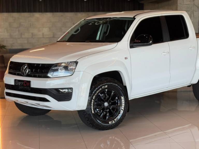 VOLKSWAGEN - AMAROK - 2018/2019 - Branca - R$ 129.900,00