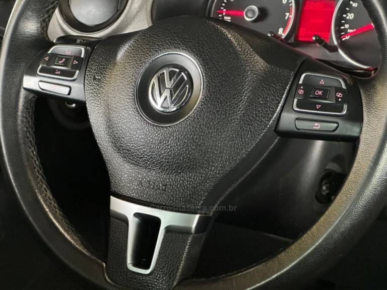 VOLKSWAGEN - GOL - 2014/2015 - Vermelha - R$ 54.900,00