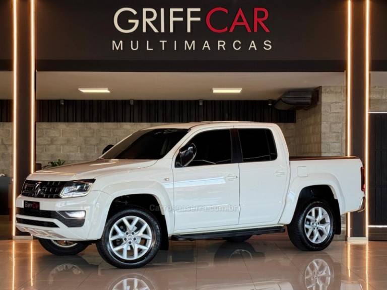 VOLKSWAGEN - AMAROK - 2018/2019 - Branca - R$ 149.900,00