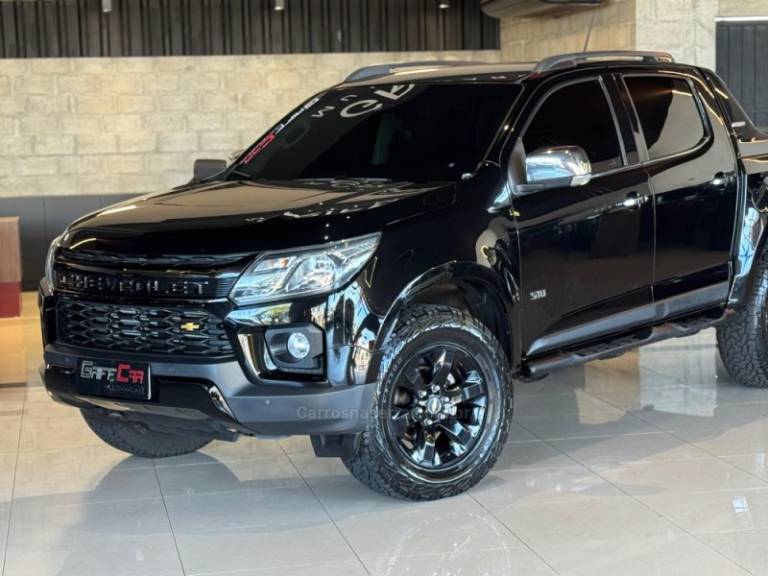 CHEVROLET - S10 - 2021/2022 - Preta - R$ 203.900,00