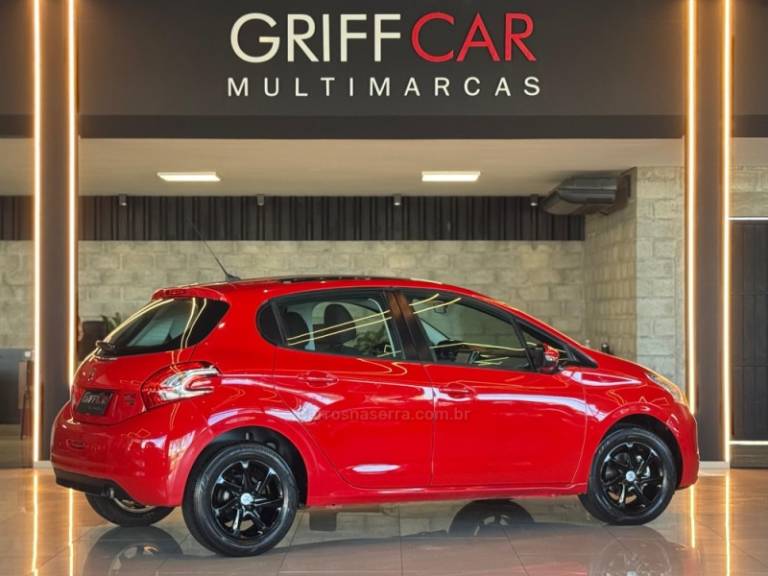 PEUGEOT - 208 - 2014/2015 - Vermelha - R$ 44.900,00