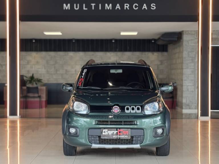 FIAT - UNO - 2014/2015 - Verde - R$ 41.900,00