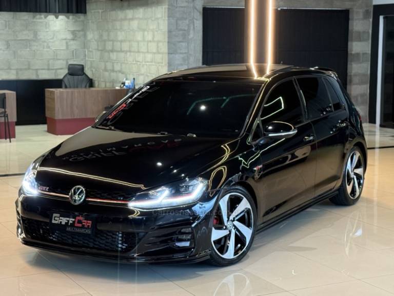 VOLKSWAGEN - GOLF - 2019/2019 - Preta - R$ 211.900,00