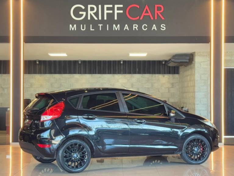 FORD - FIESTA - 2013/2014 - Preta - R$ 46.900,00