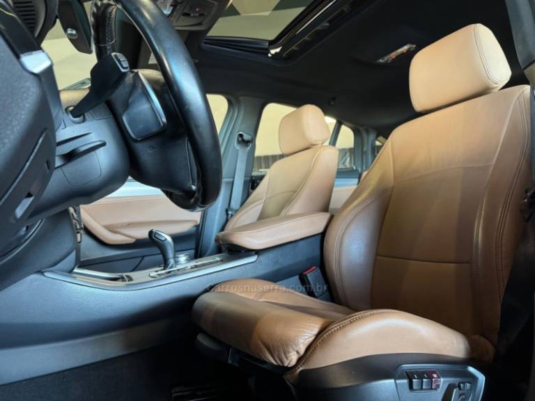 BMW - X4 - 2015/2016 - Preta - R$ 164.900,00