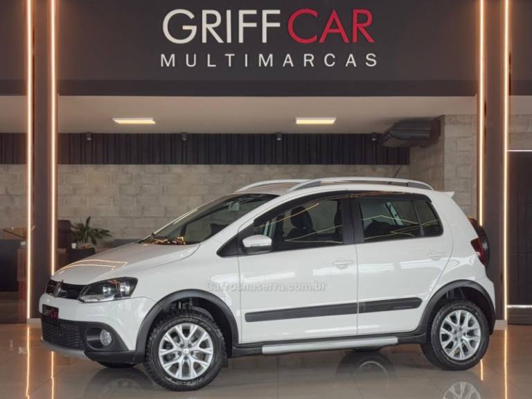 VOLKSWAGEN - CROSSFOX - 2013/2013 - Branca - R$ 43.900,00