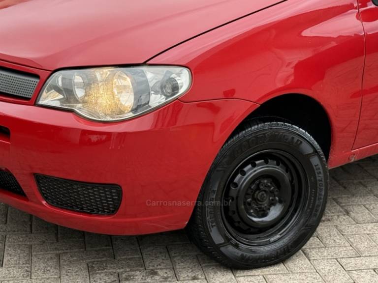 FIAT - PALIO - 2009/2010 - Vermelha - R$ 19.900,00