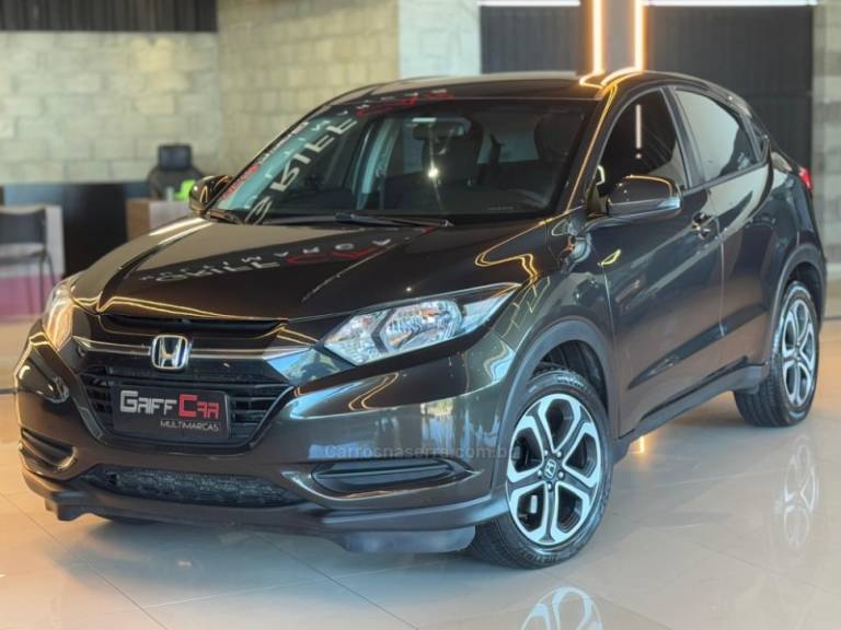 HONDA - HR-V - 2015/2016 - Cinza - R$ 84.900,00