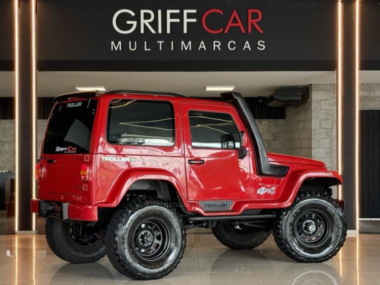 TROLLER - T4 - 2009/2010 - Vermelha - R$ 89.900,00