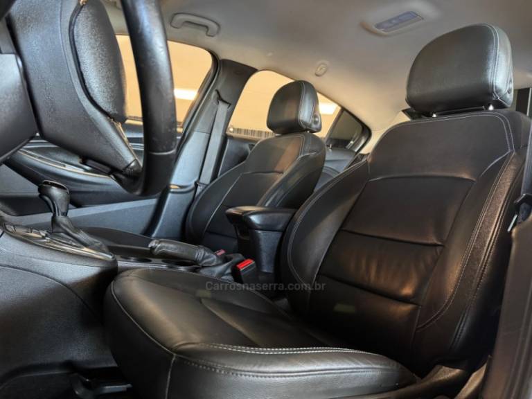 CHEVROLET - CRUZE - 2018/2019 - Prata - R$ 89.900,00
