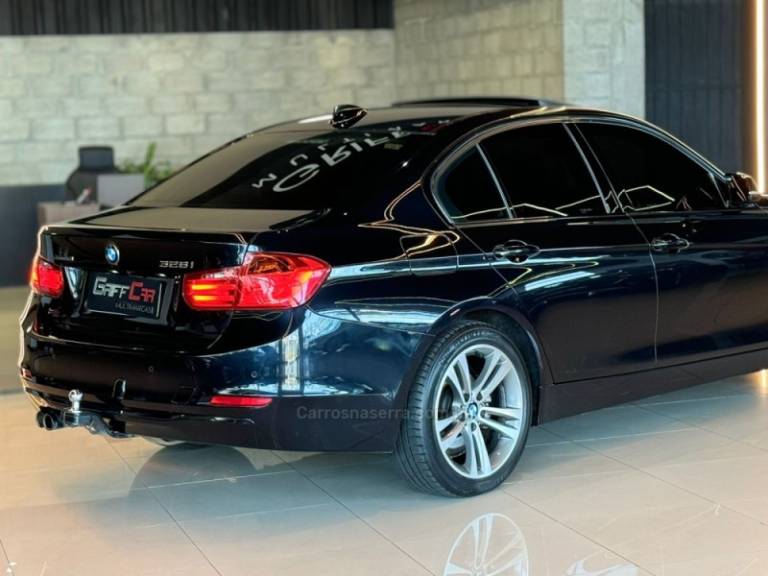 BMW - 328I - 2014/2015 - Preta - R$ 124.900,00