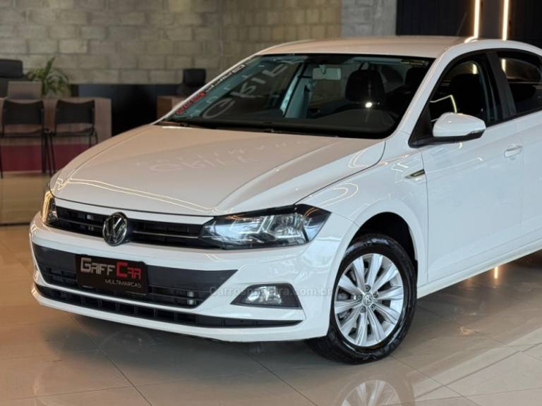 VOLKSWAGEN - VIRTUS - 2021/2022 - Branca - R$ 91.900,00