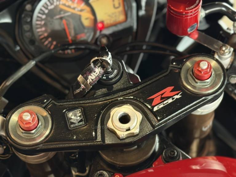 SUZUKI - GSXR - 2007/2007 - Vermelha - R$ 35.900,00
