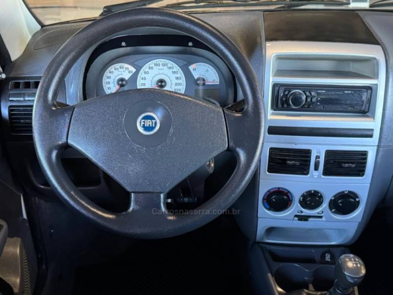FIAT - PALIO - 2007/2008 - Prata - R$ 32.900,00