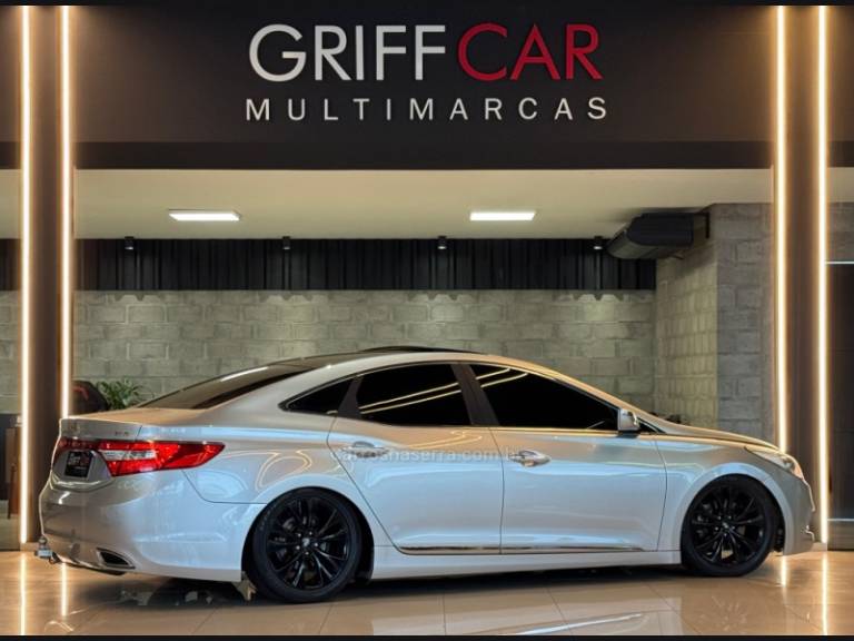 HYUNDAI - AZERA - 2012/2013 - Prata - R$ 83.900,00