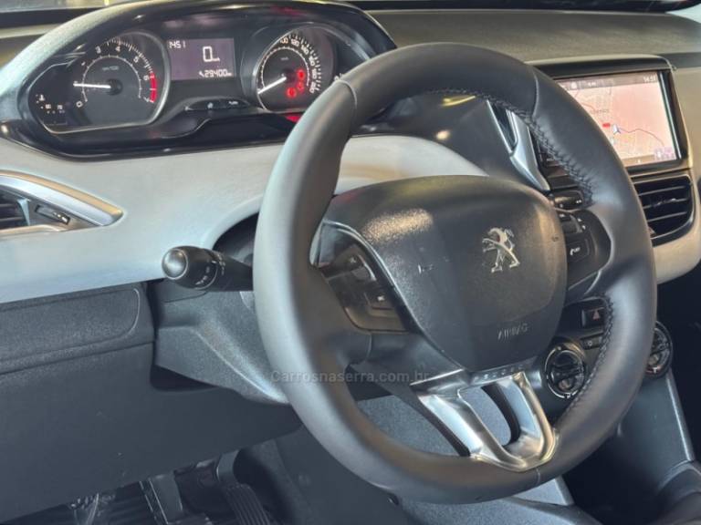 PEUGEOT - 208 - 2014/2015 - Vermelha - R$ 44.900,00