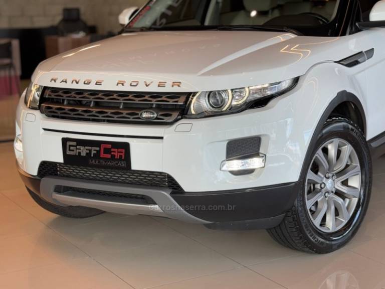 LAND ROVER - RANGE ROVER EVOQUE - 2013/2014 - Branca - R$ 109.900,00