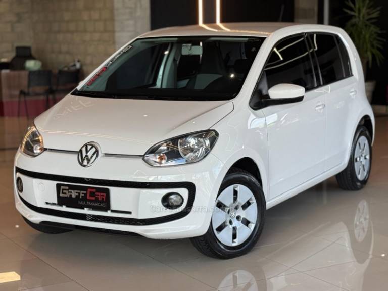 VOLKSWAGEN - UP - 2017/2017 - Branca - R$ 46.900,00