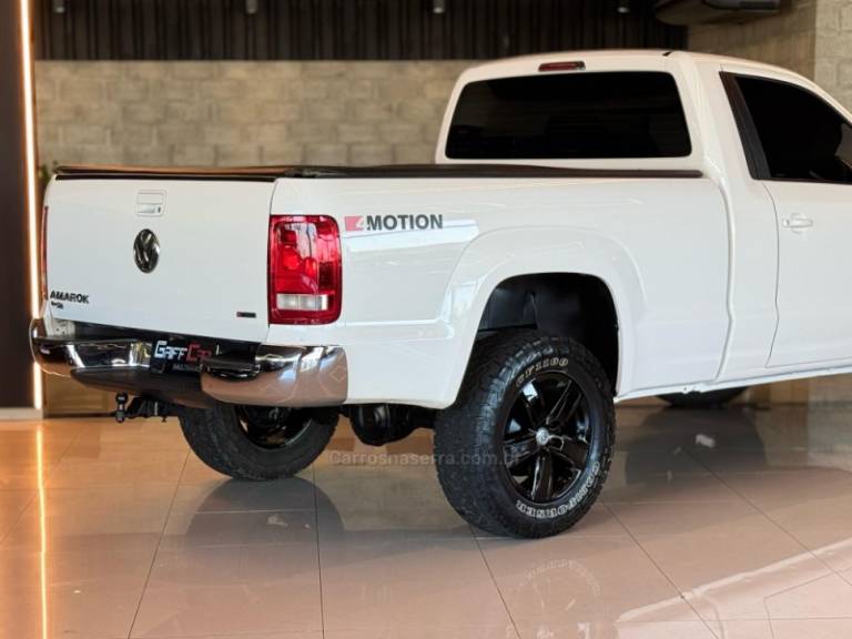 VOLKSWAGEN - AMAROK - 2017/2018 - Branca - R$ 104.900,00