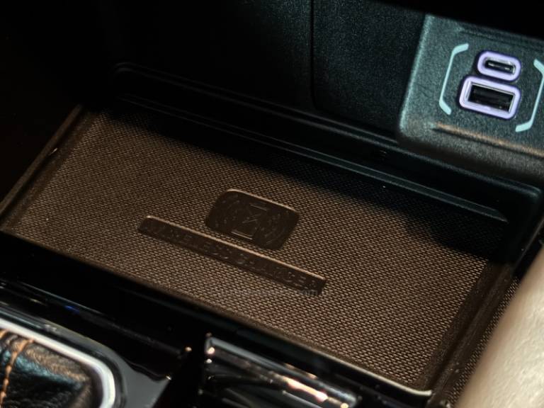 JEEP - COMMANDER - 2023/2023 - Cinza - R$ 179.900,00