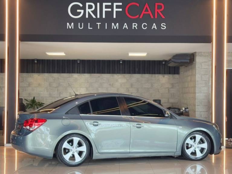 CHEVROLET - CRUZE - 2012/2012 - Cinza - R$ 54.900,00