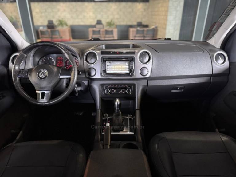 VOLKSWAGEN - AMAROK - 2011/2012 - Preta - R$ 64.900,00