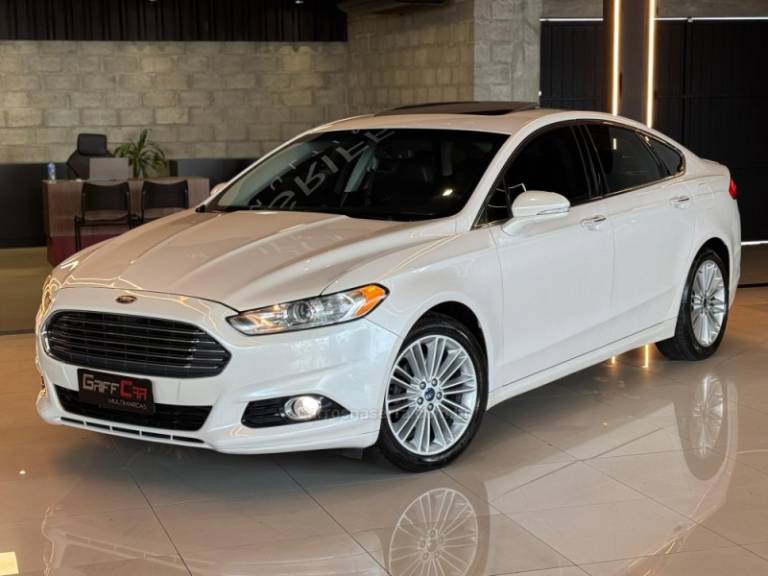 FORD - FUSION - 2013/2014 - Branca - R$ 77.900,00