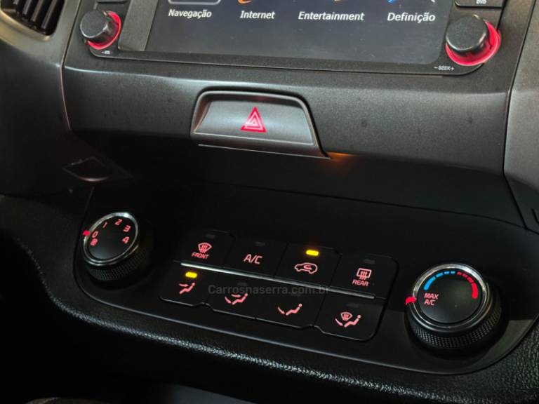 KIA MOTORS - SPORTAGE - 2013/2014 - Prata - R$ 76.900,00