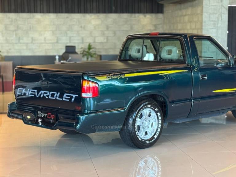 CHEVROLET - S10 - 1998/1998 - Verde - R$ 69.900,00