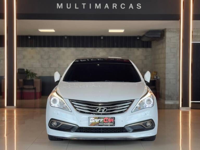 HYUNDAI - AZERA - 2014/2015 - Branca - R$ 97.900,00