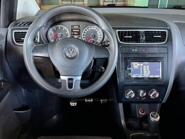 VOLKSWAGEN - SPACE CROSS - 2013/2013 - Prata - R$ 52.900,00